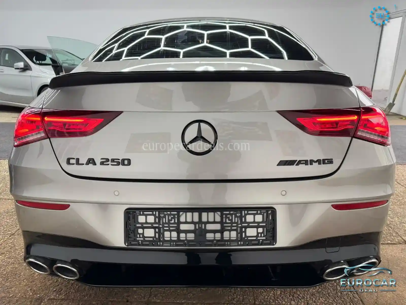 Mercedes-Benz CLA 250