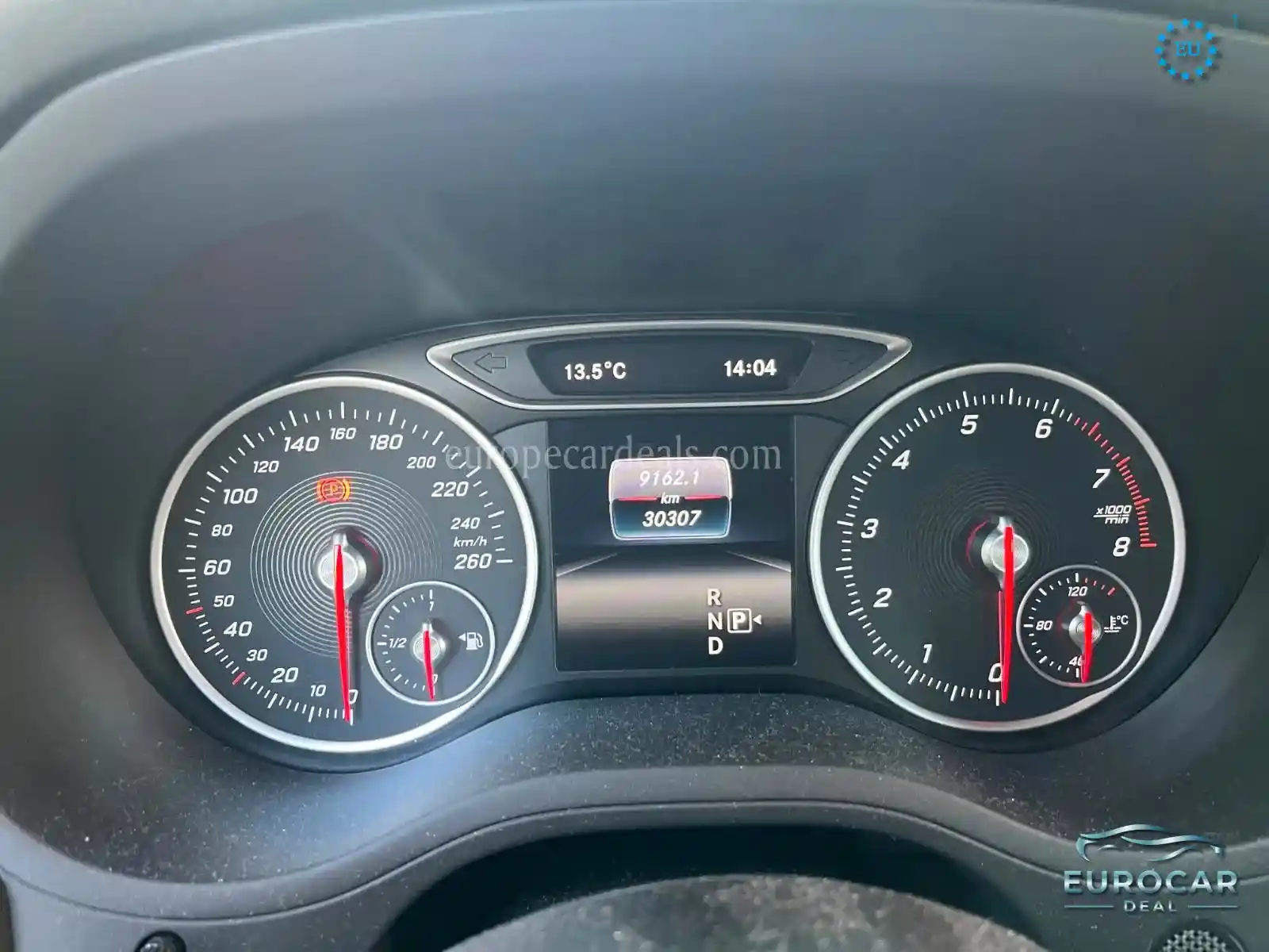 Mercedes-Benz B 200
