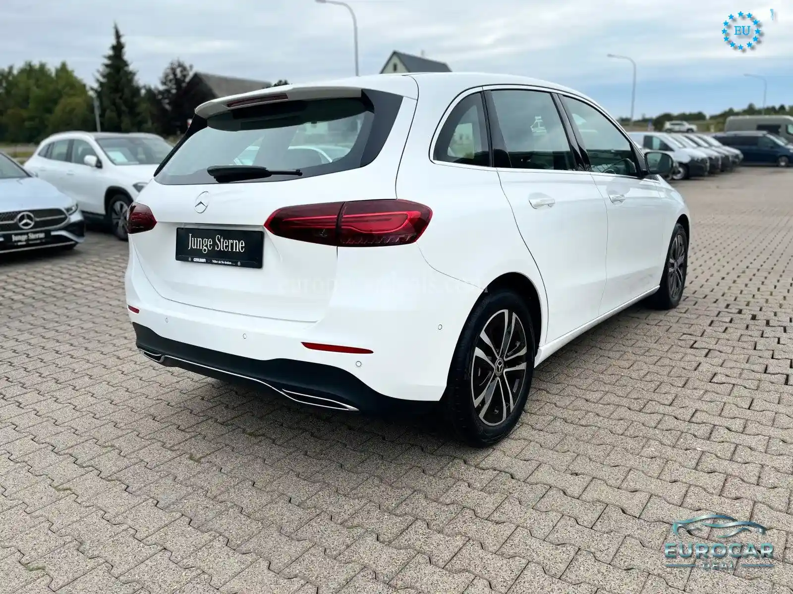 Mercedes-Benz B 200