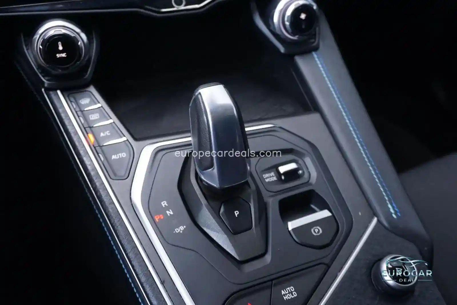 Lynk&Co 01