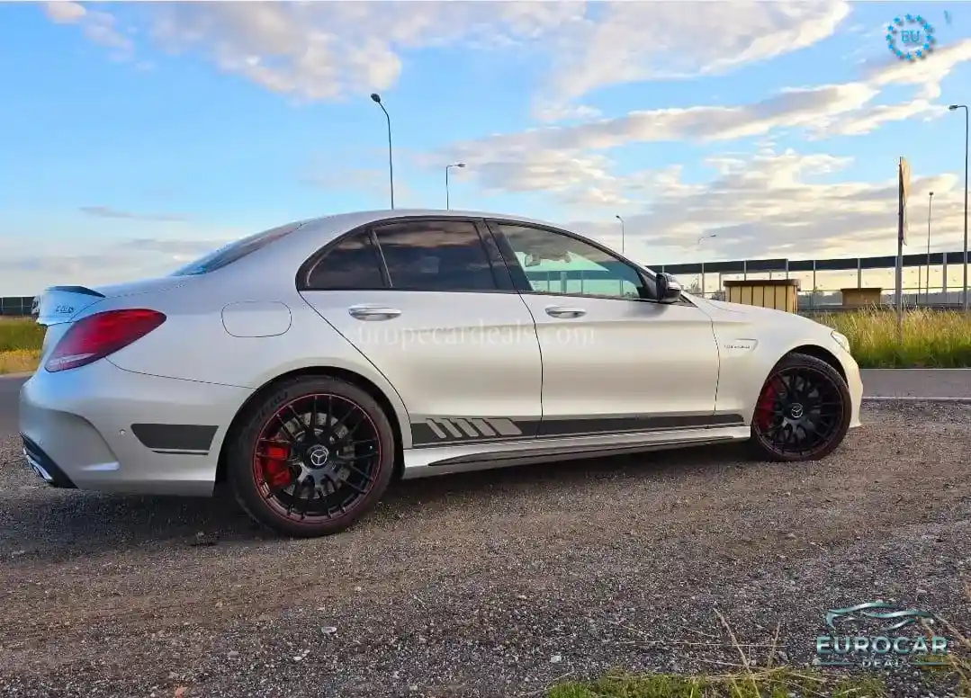 Mercedes-Benz C 63 AMG