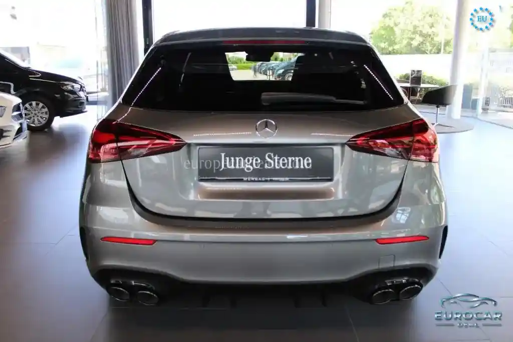 Mercedes-Benz A 45 AMG