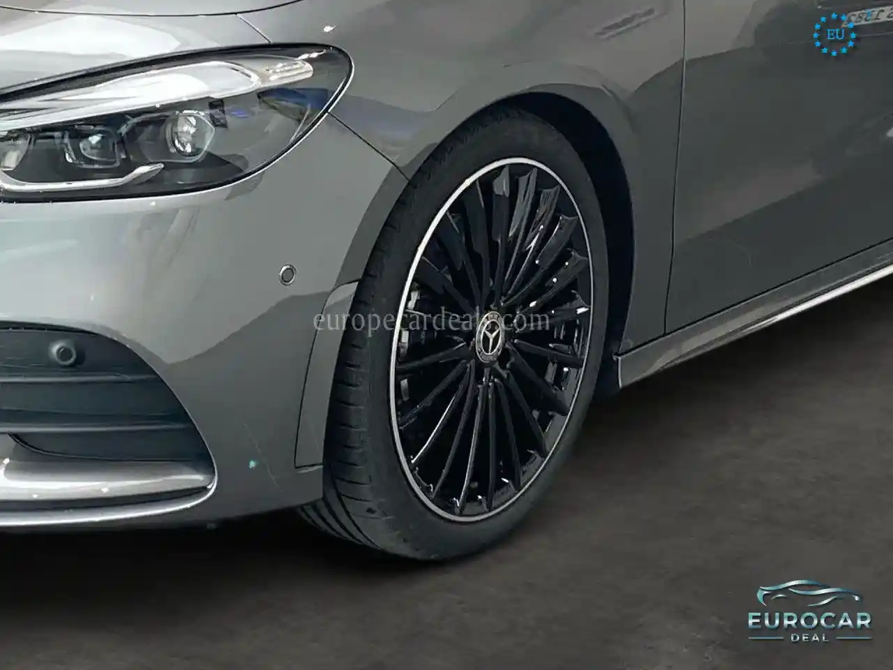 Mercedes-Benz B 220