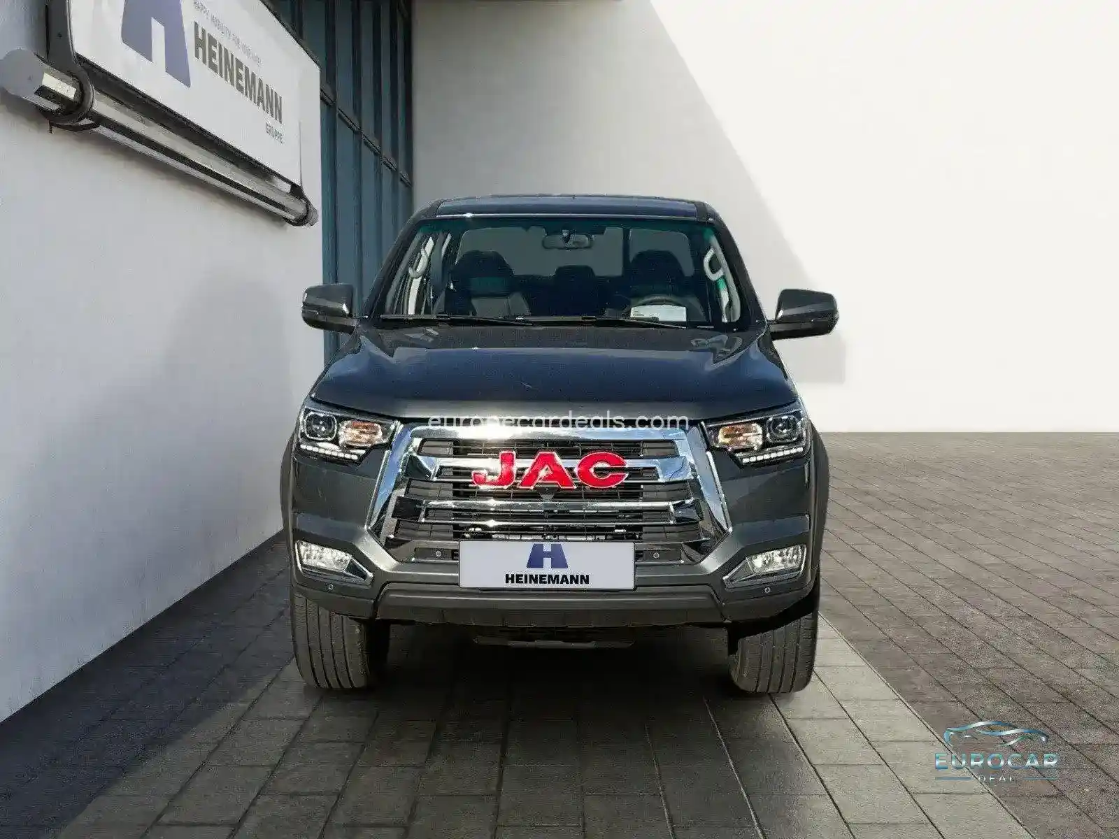 JAC 8 Pro