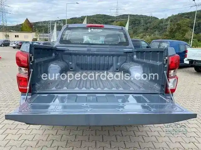 D-MAX 4×4 LS A/T DoubleCab