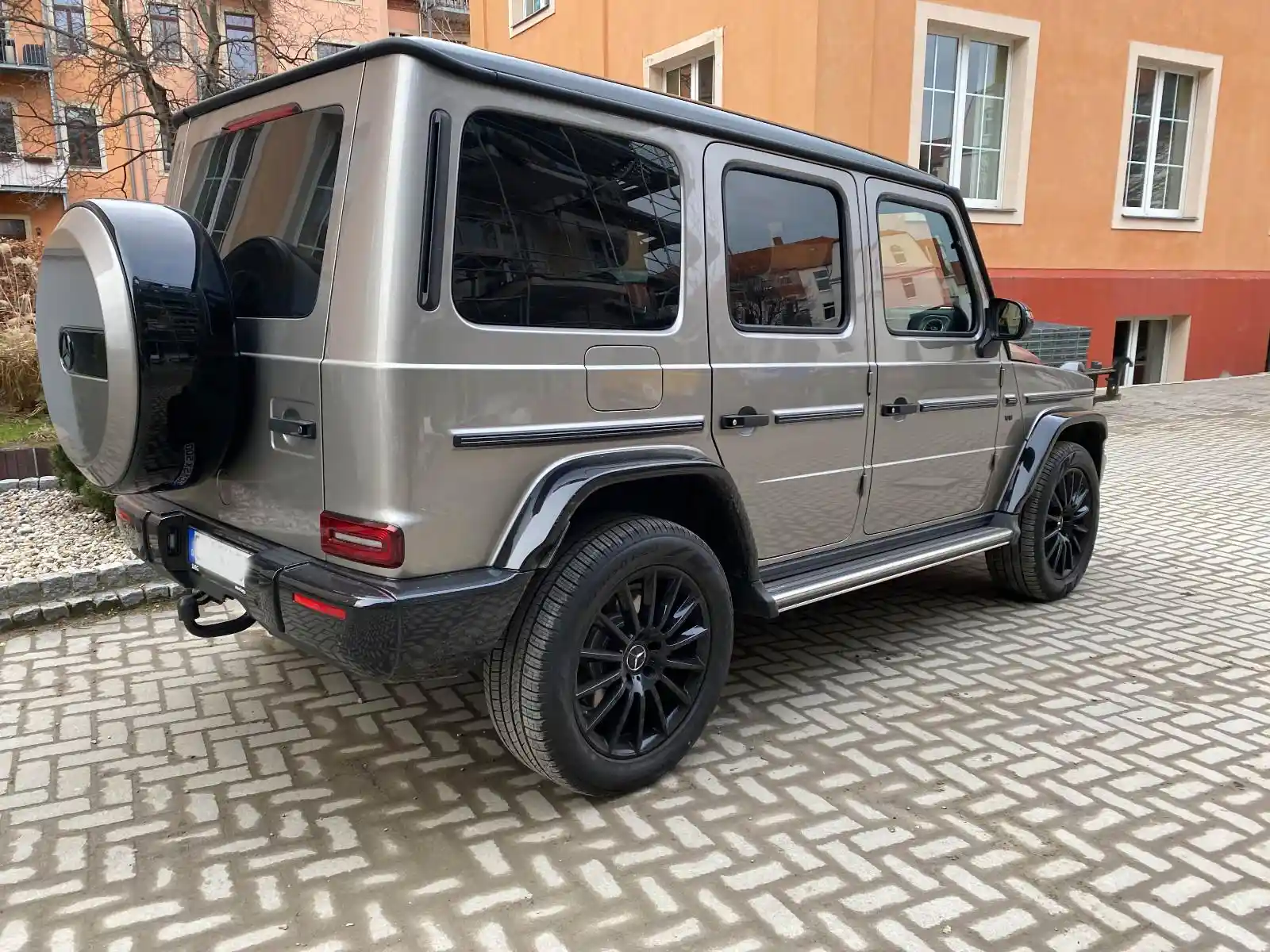 Mercedes-Benz G 500