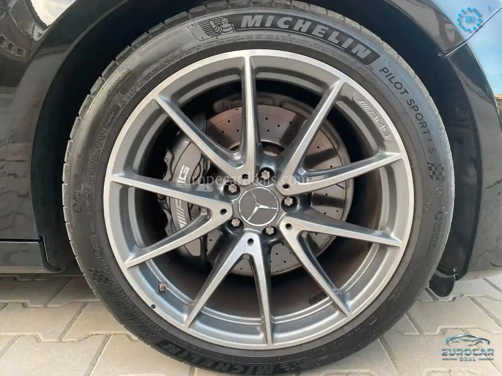 Mercedes-Benz E 63 AMG