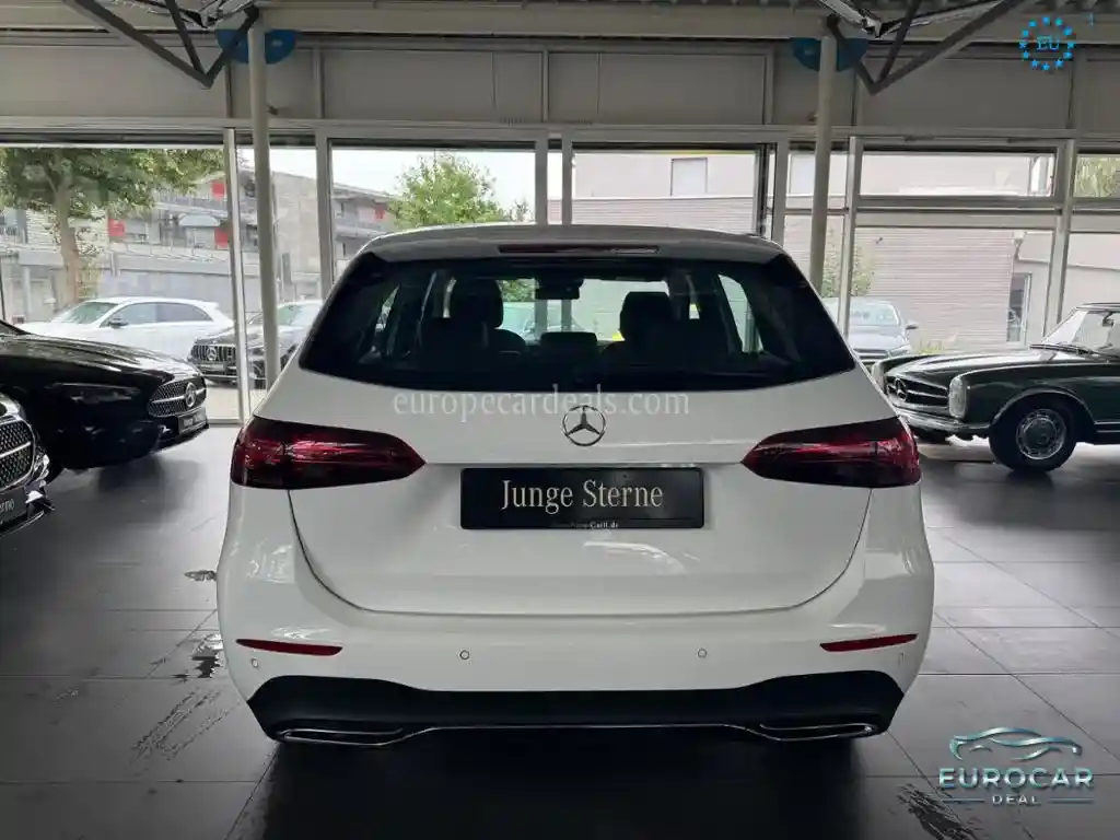 Mercedes-Benz B 200