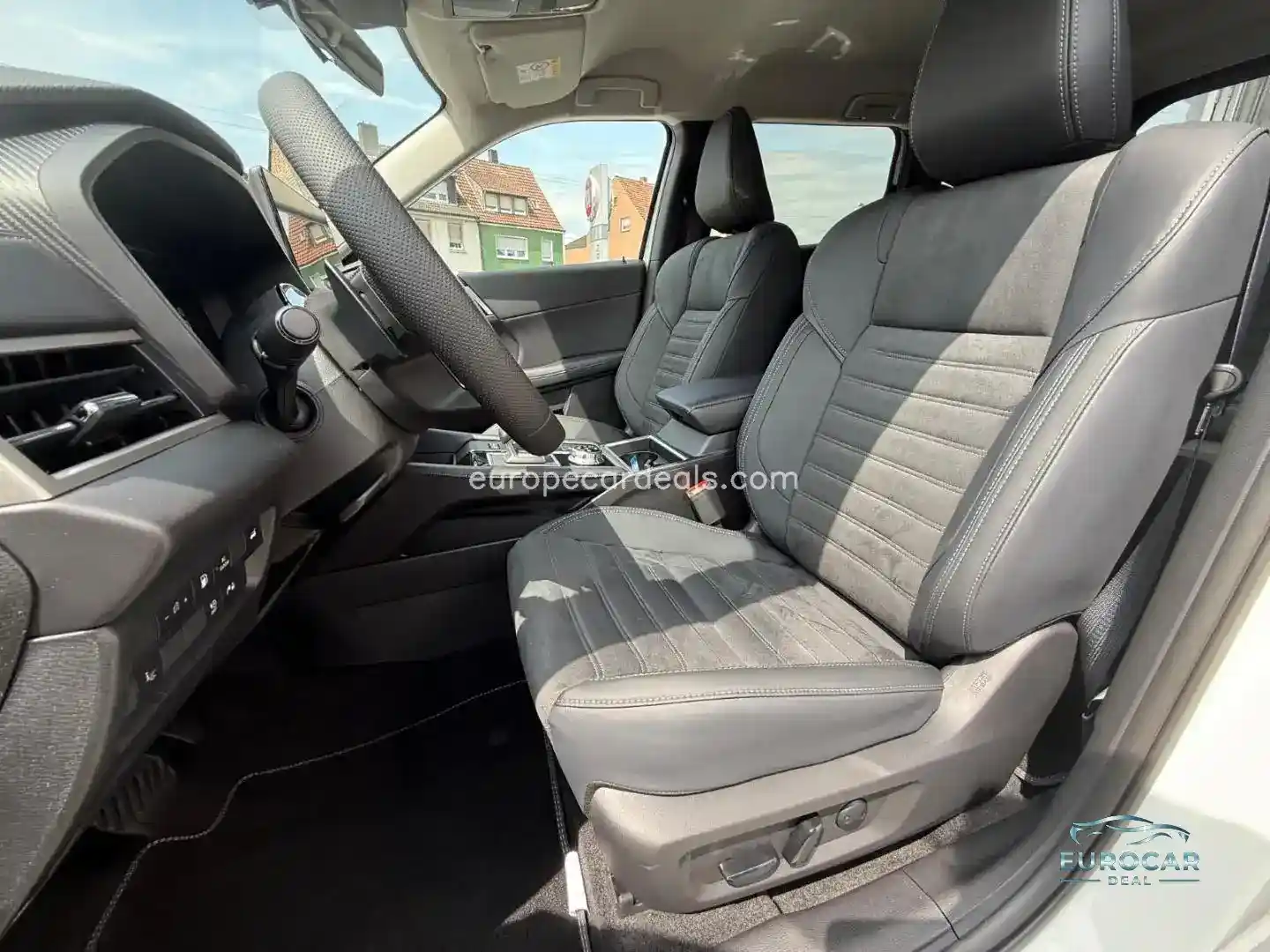 Mitsubishi Plug-in Hybrid Outlander