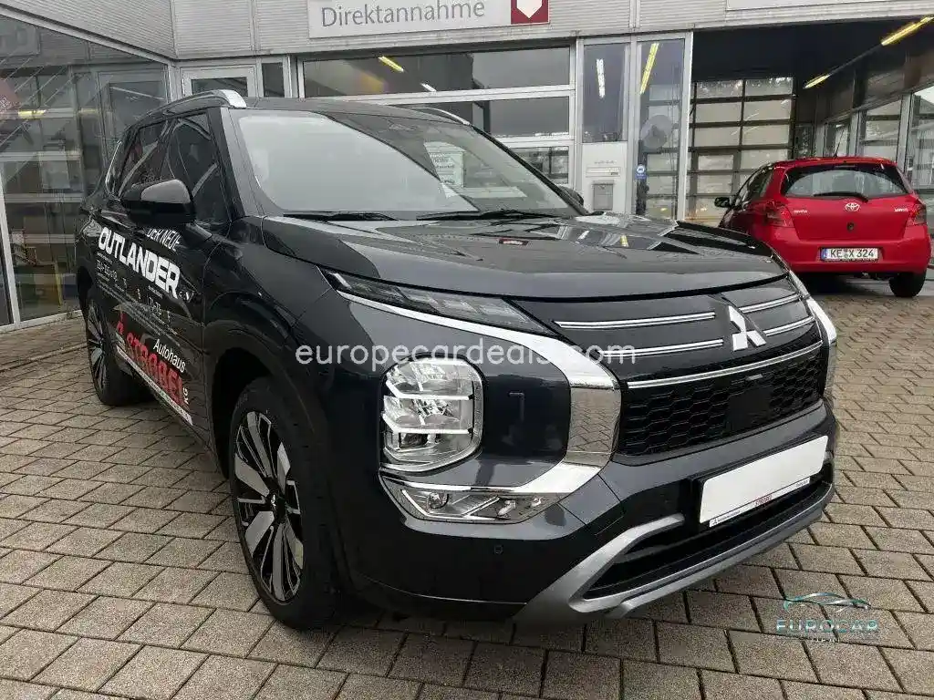 Mitsubishi Plug-in Hybrid Outlander