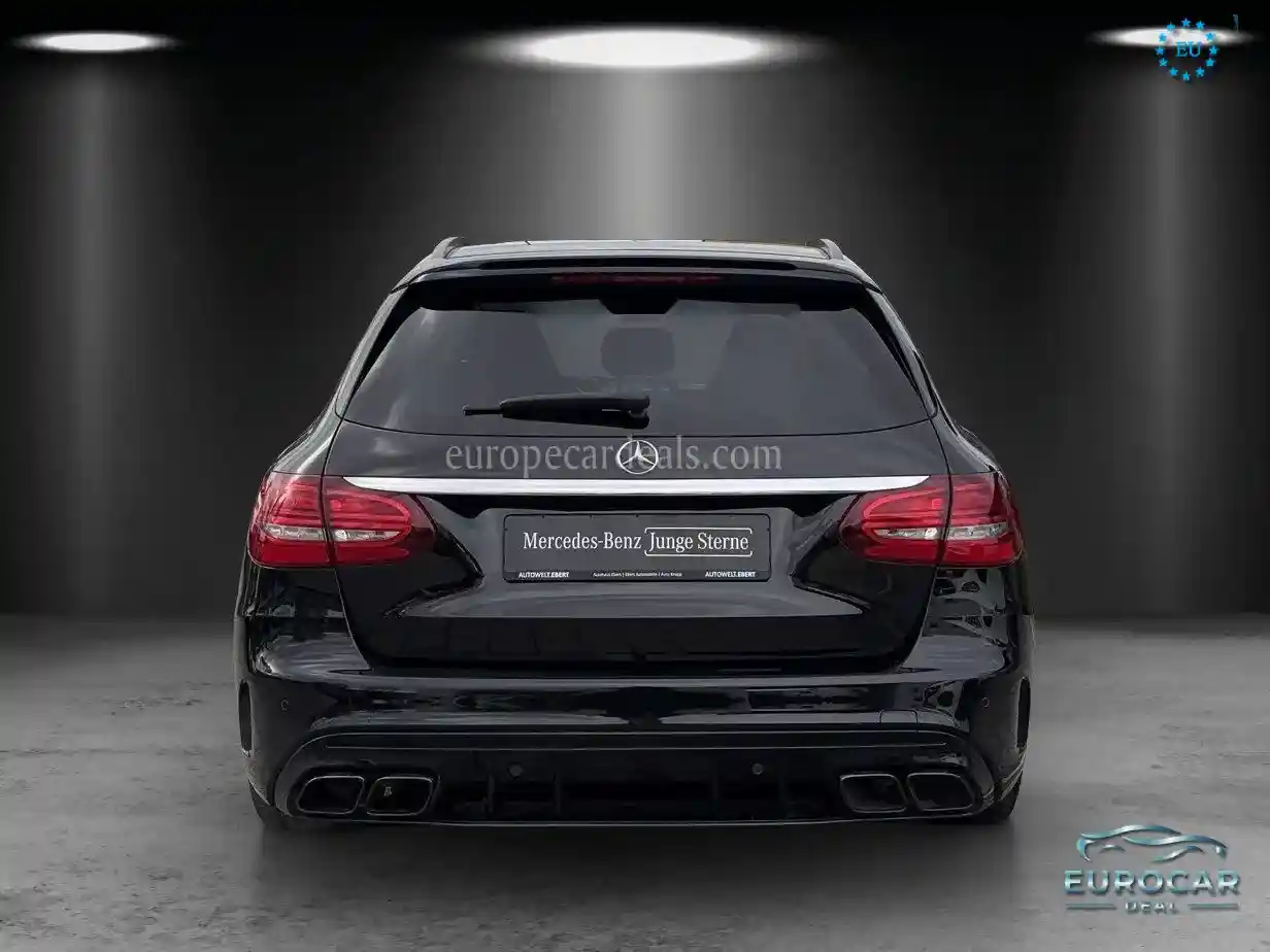Mercedes-Benz C 63 AMG