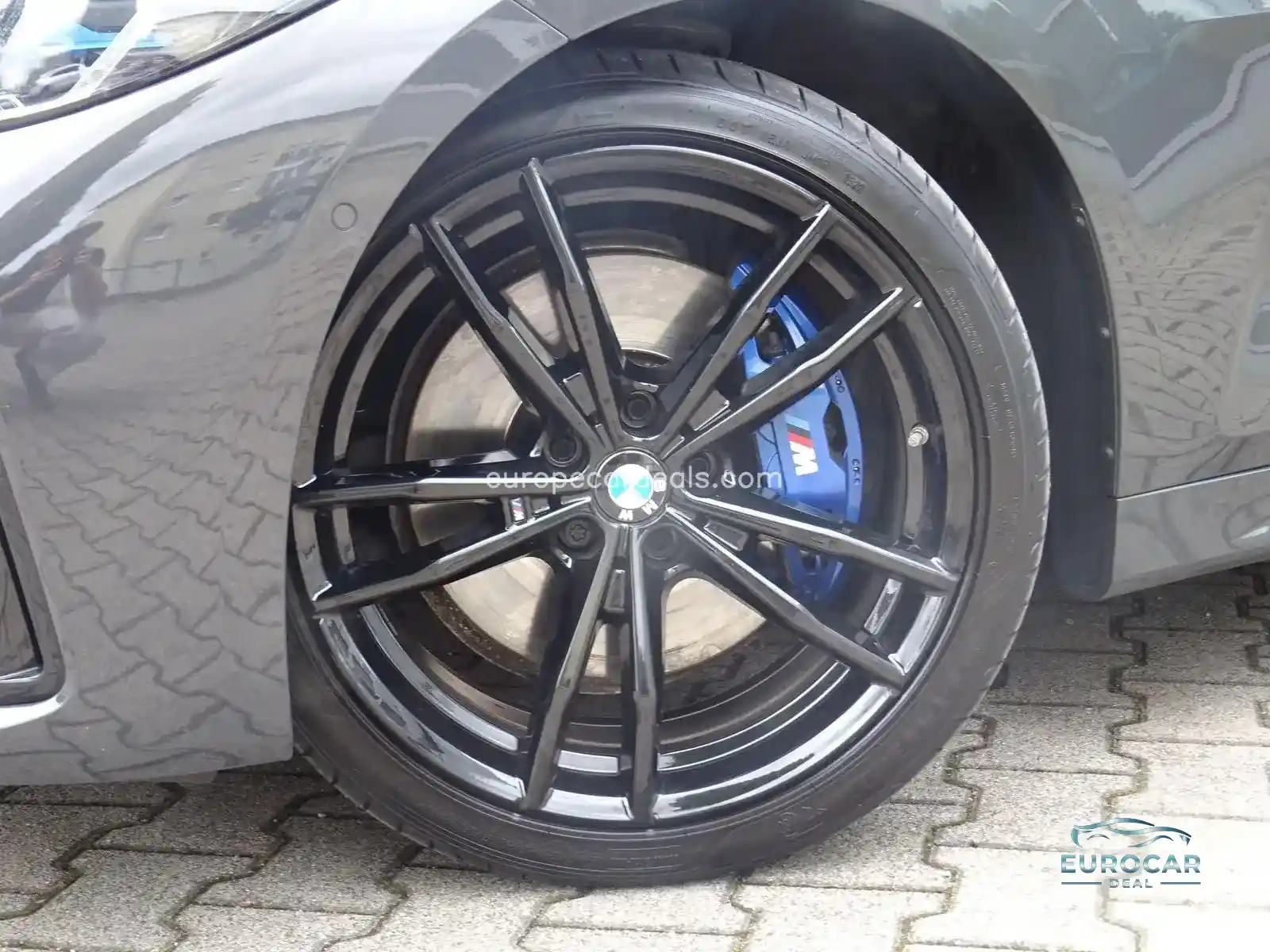 BMW M440