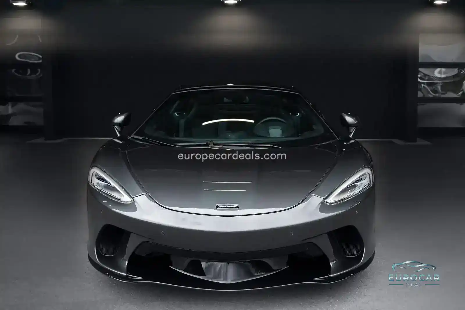 McLaren GT