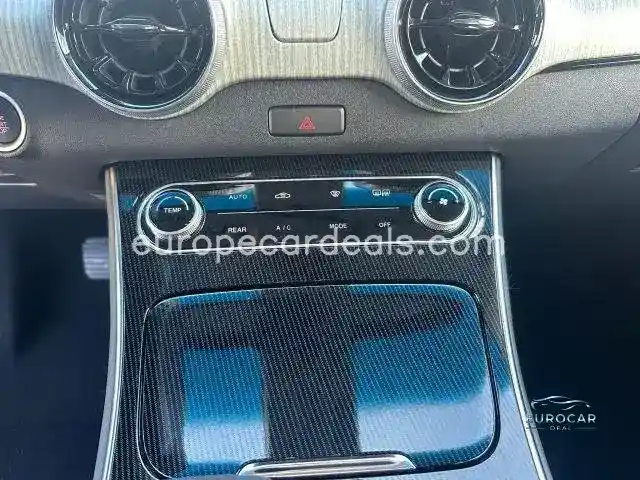 DFSK Forthing 4