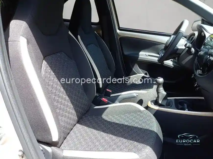 Toyota Aygo (X)