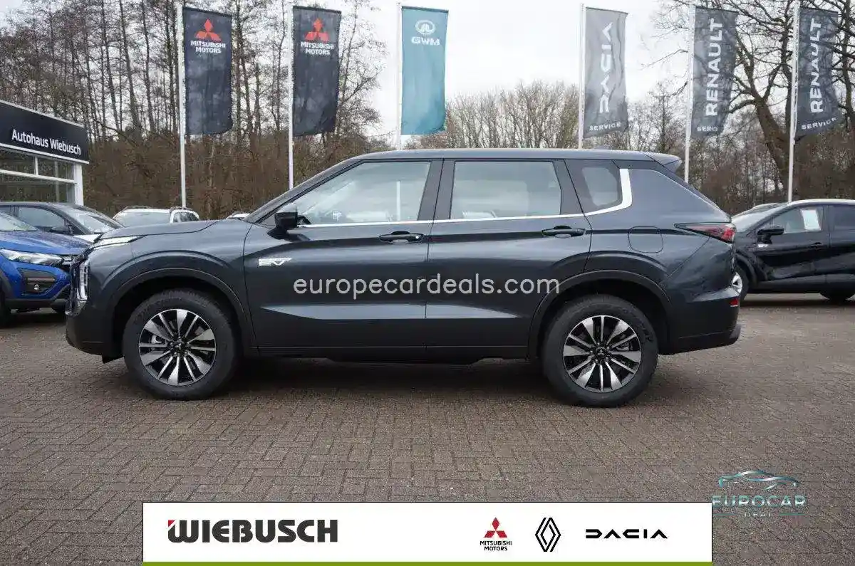 Mitsubishi Plug-in Hybrid Outlander