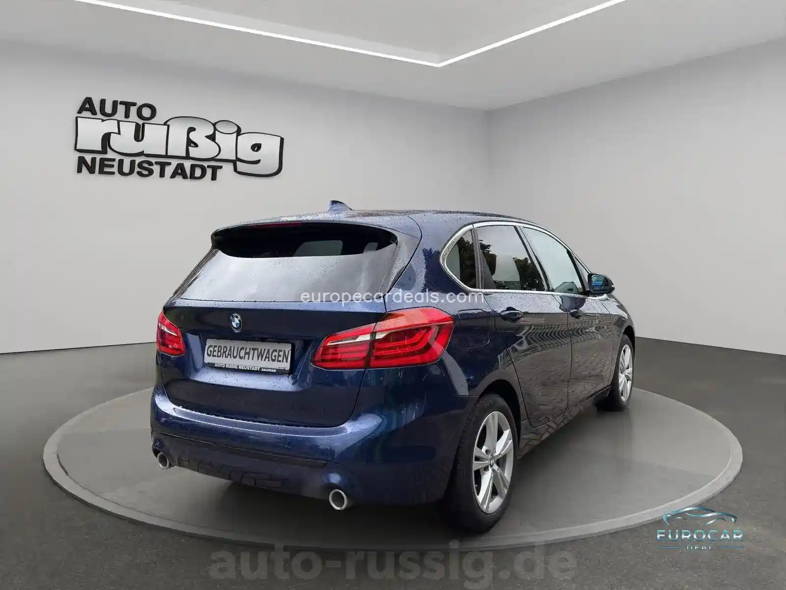 BMW 218