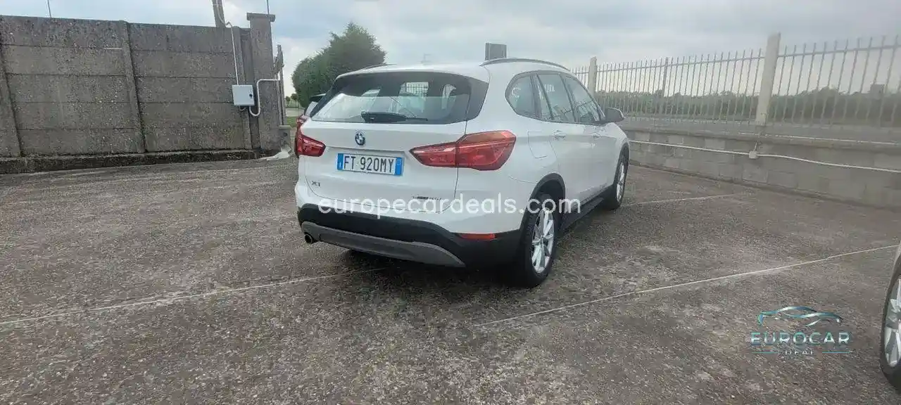 BMW X1