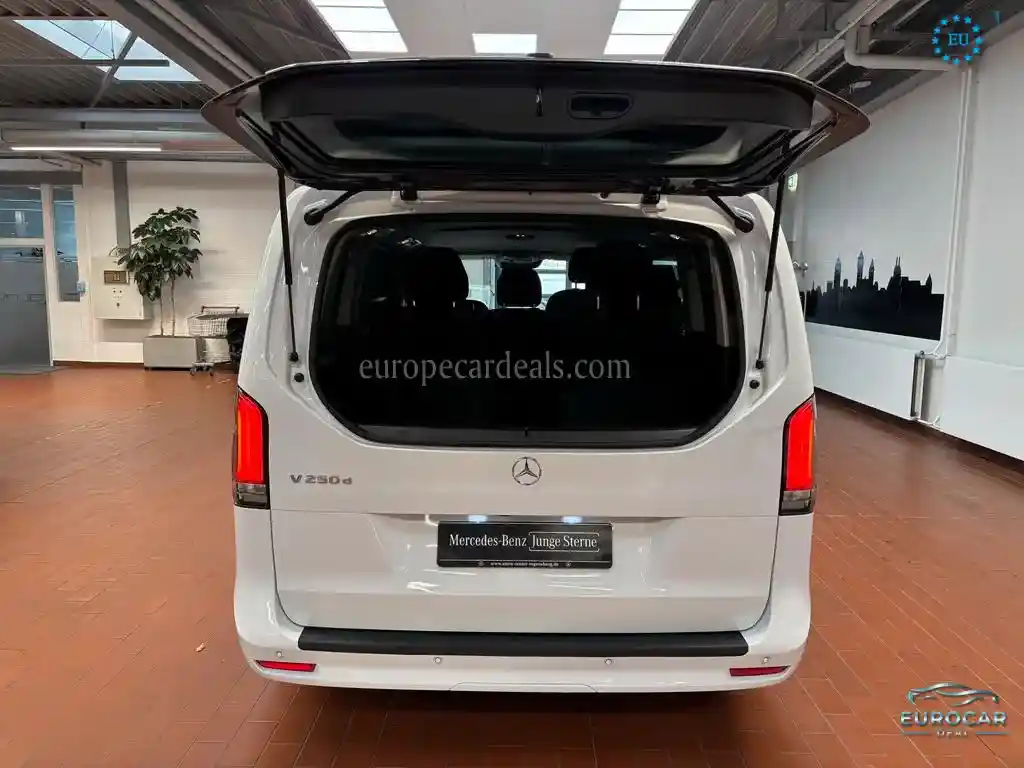 Mercedes-Benz V 250