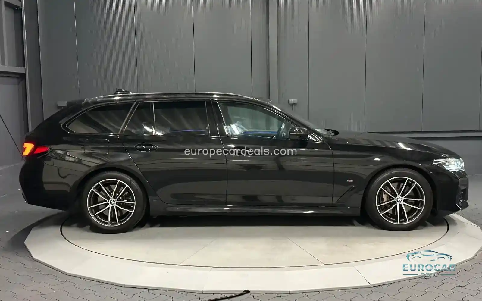 BMW 530
