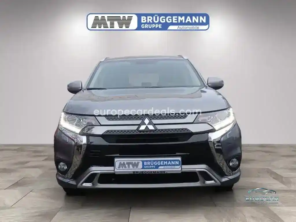 Mitsubishi Plug-in Hybrid Outlander