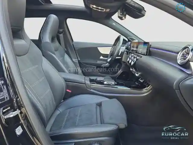 Mercedes-Benz A 220