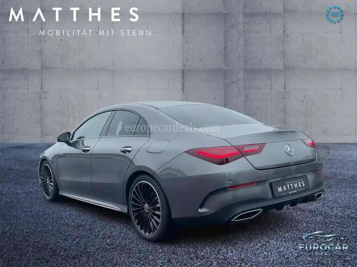 Mercedes-Benz CLA 220