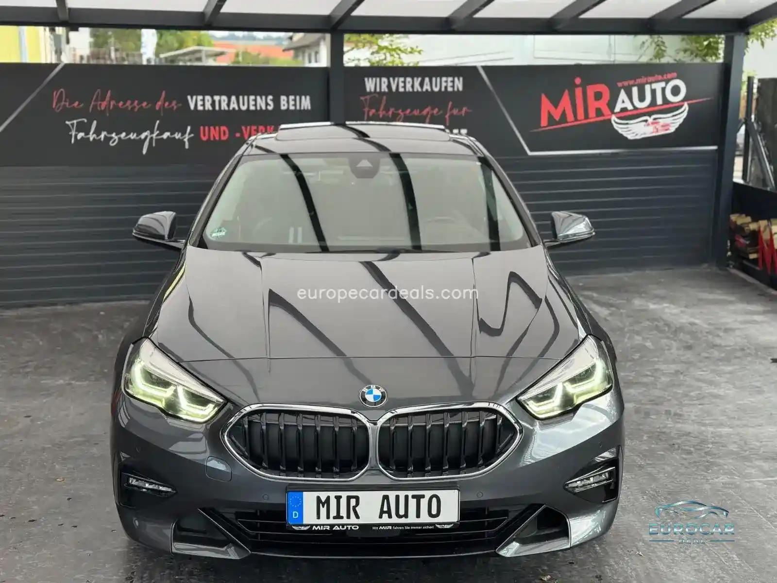 BMW 218