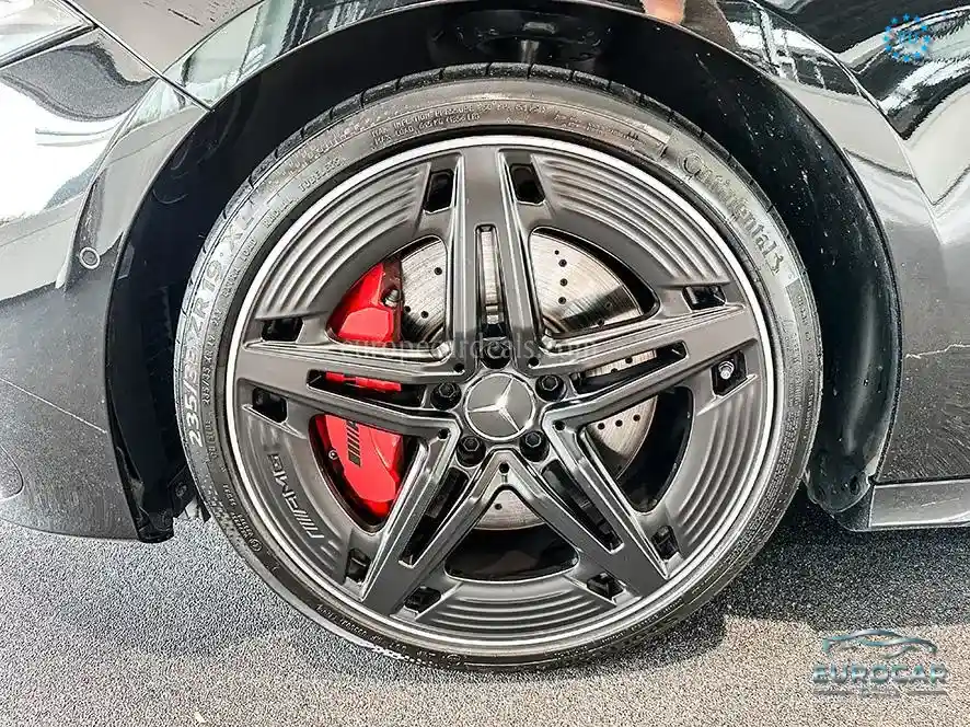 Mercedes-Benz A 35 AMG