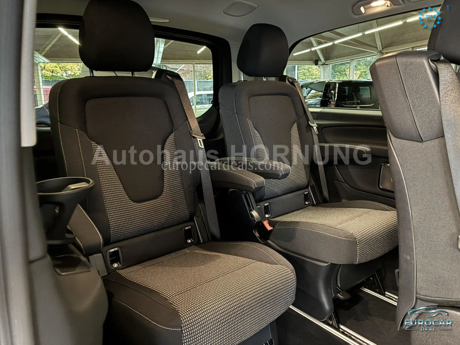 Mercedes-Benz V 220