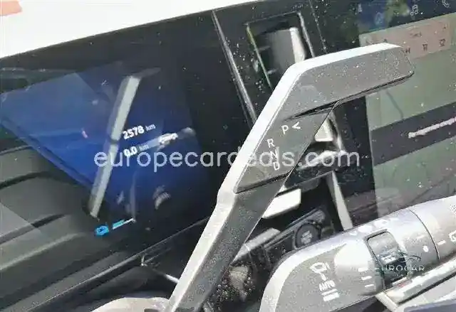 Renault Alaskan