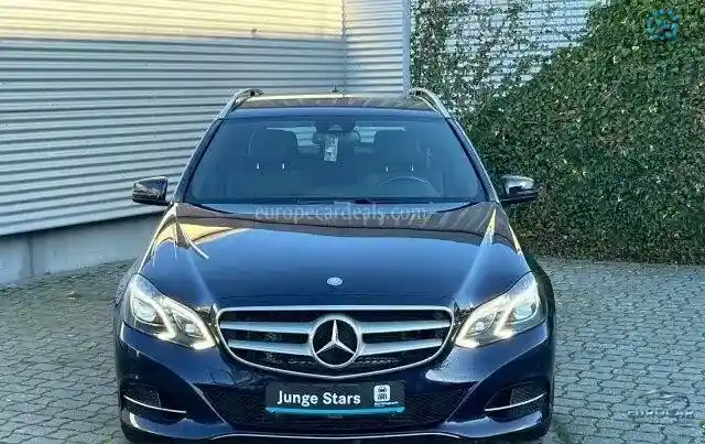 Mercedes-Benz E 220