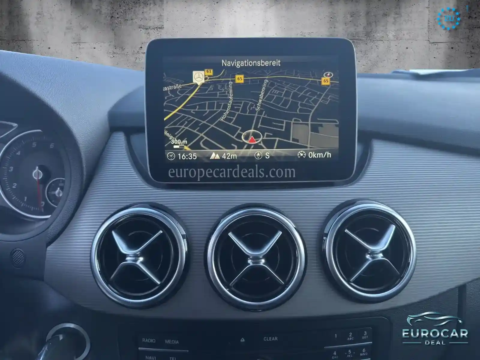 Mercedes-Benz B 180