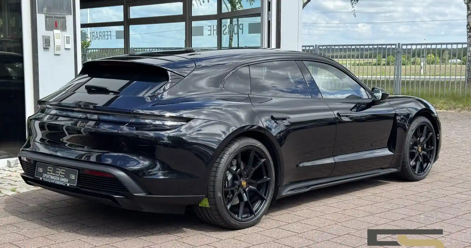 Porsche Taycan