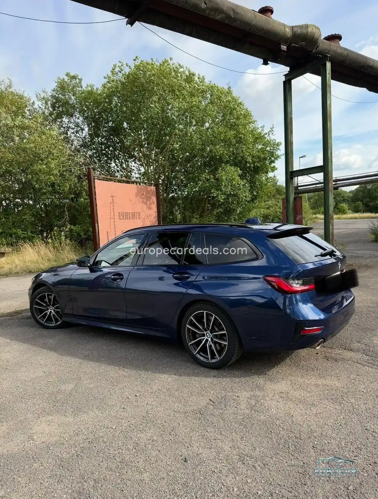BMW 330