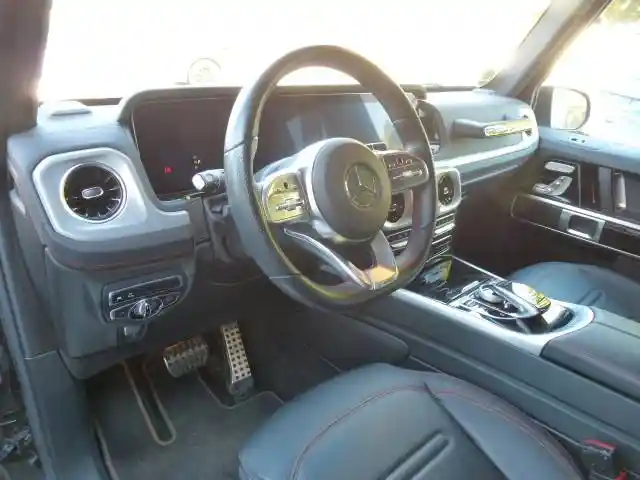 Mercedes-Benz G 500