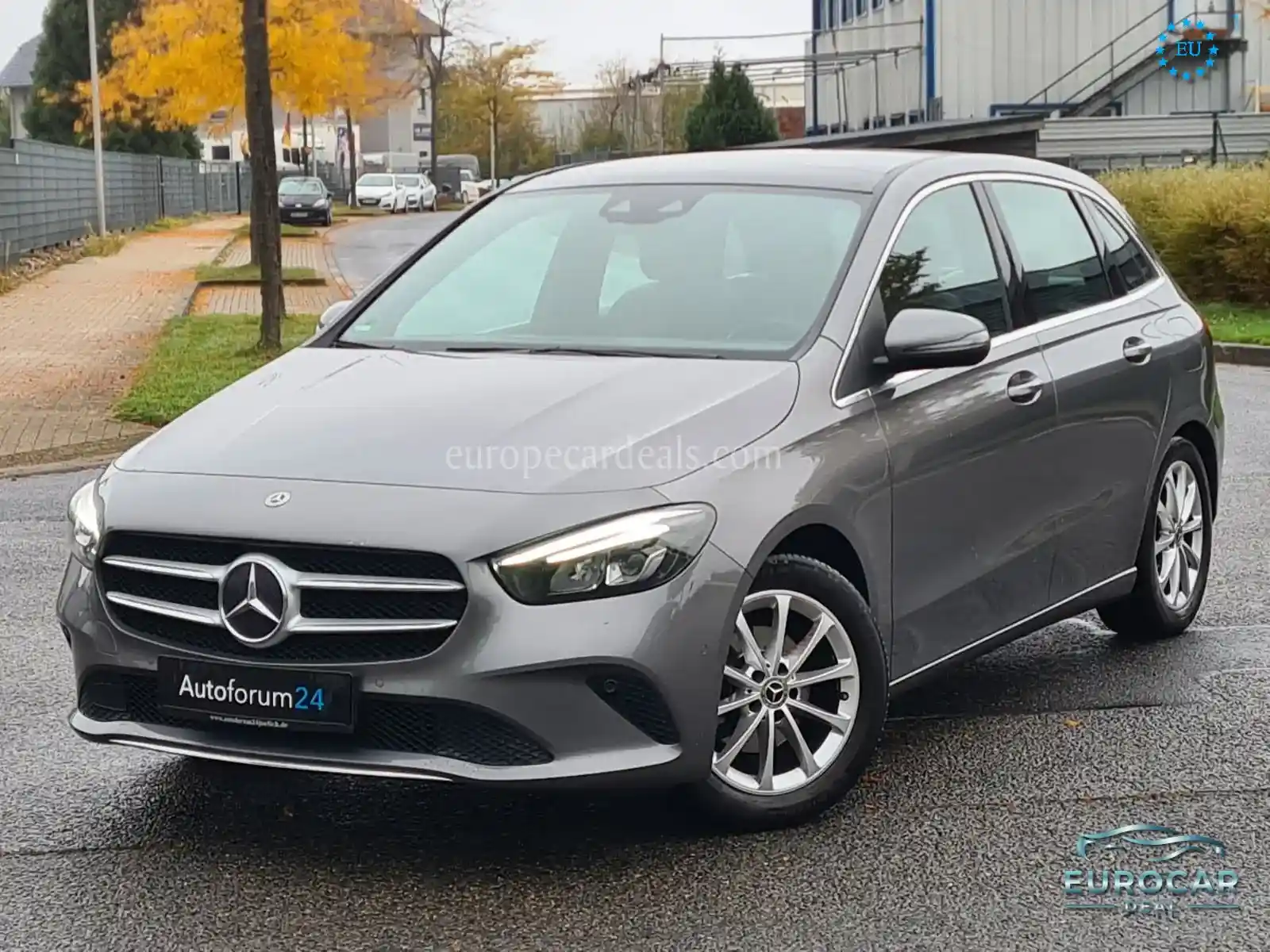 Mercedes-Benz B 180
