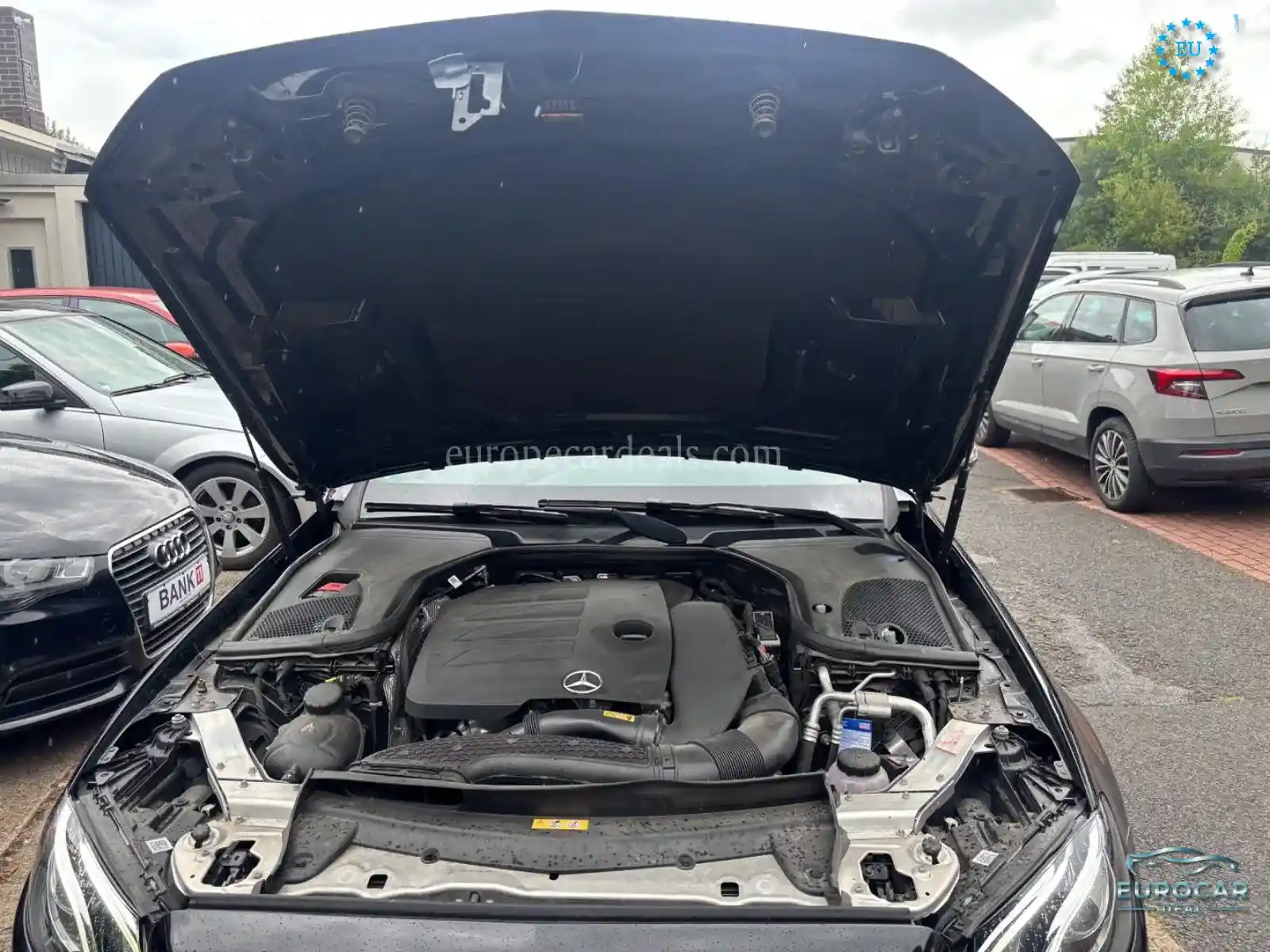Mercedes-Benz E 300