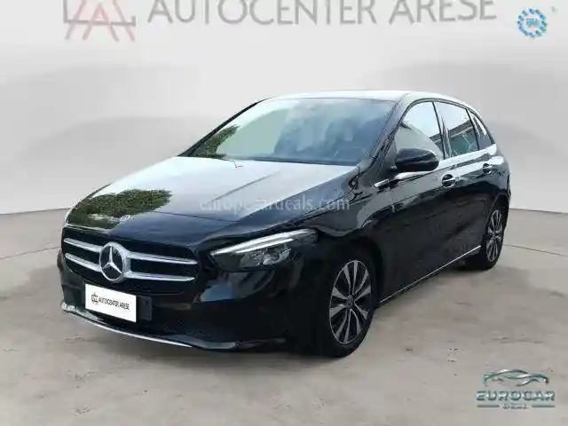 Mercedes-Benz B 180