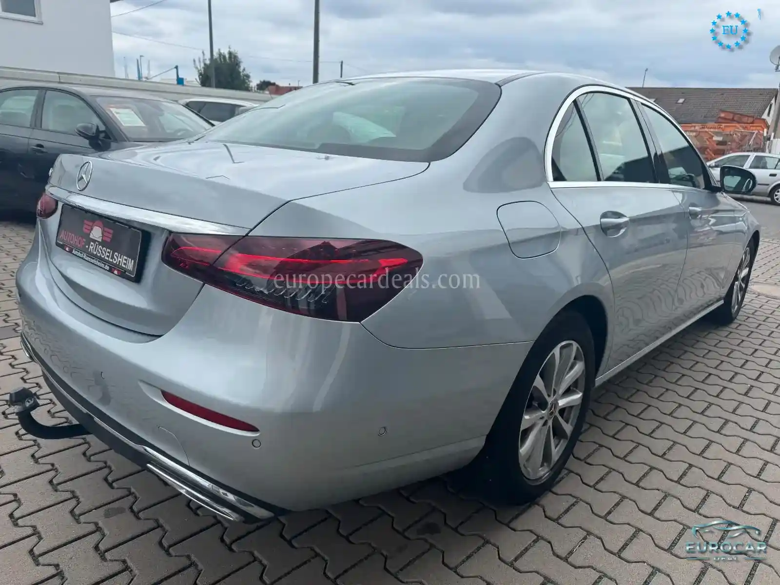 Mercedes-Benz E 200