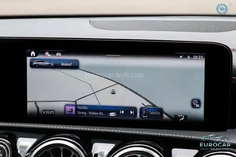 Mercedes-Benz CLA 200
