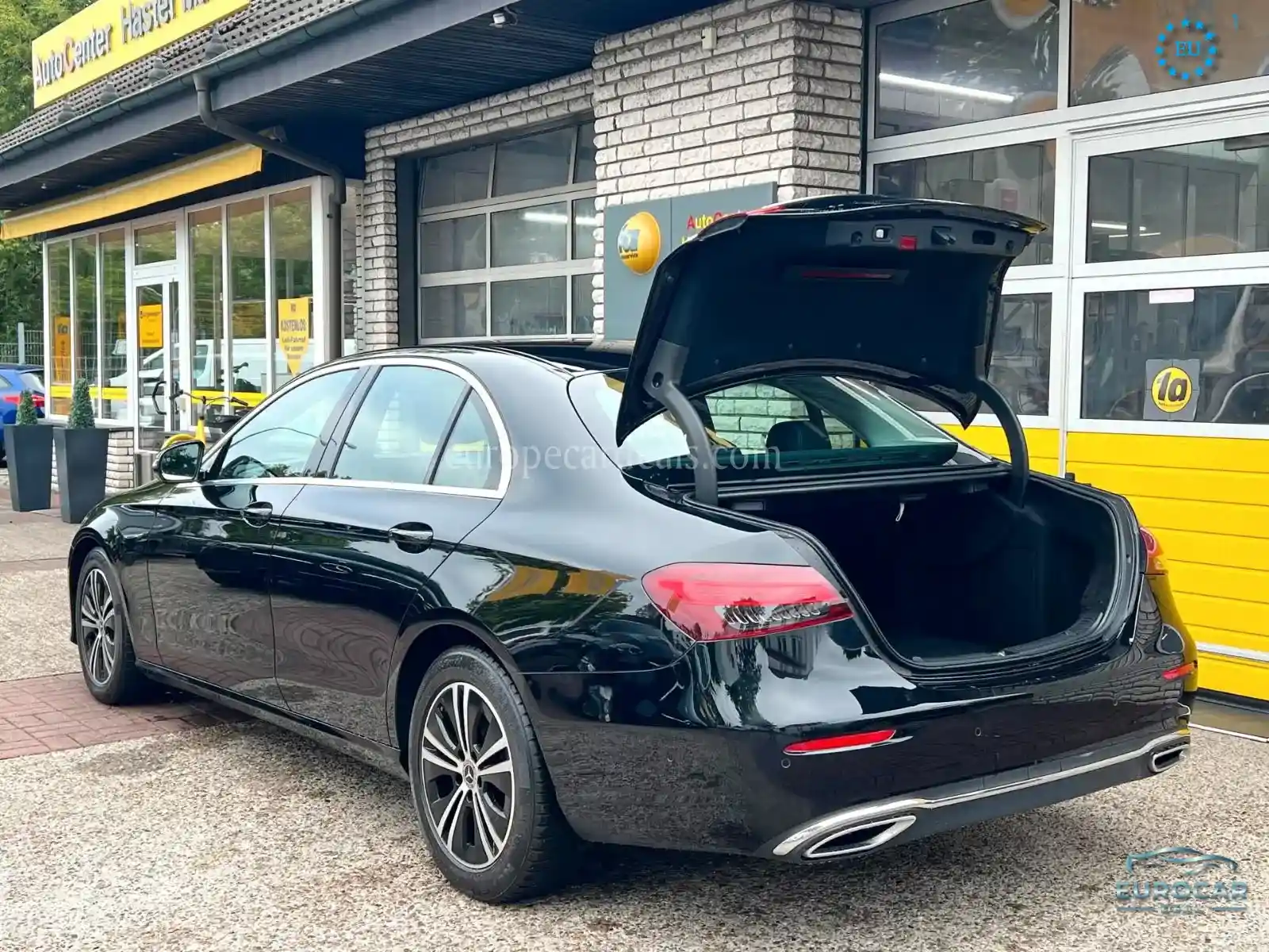 Mercedes-Benz E 220