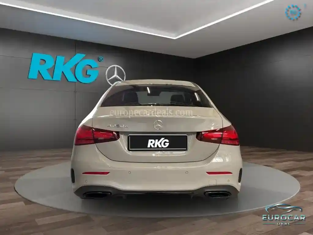 Mercedes-Benz A 250