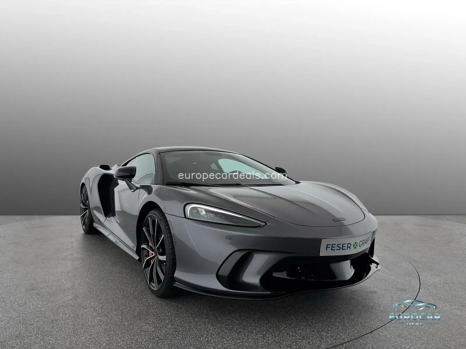 McLaren GT