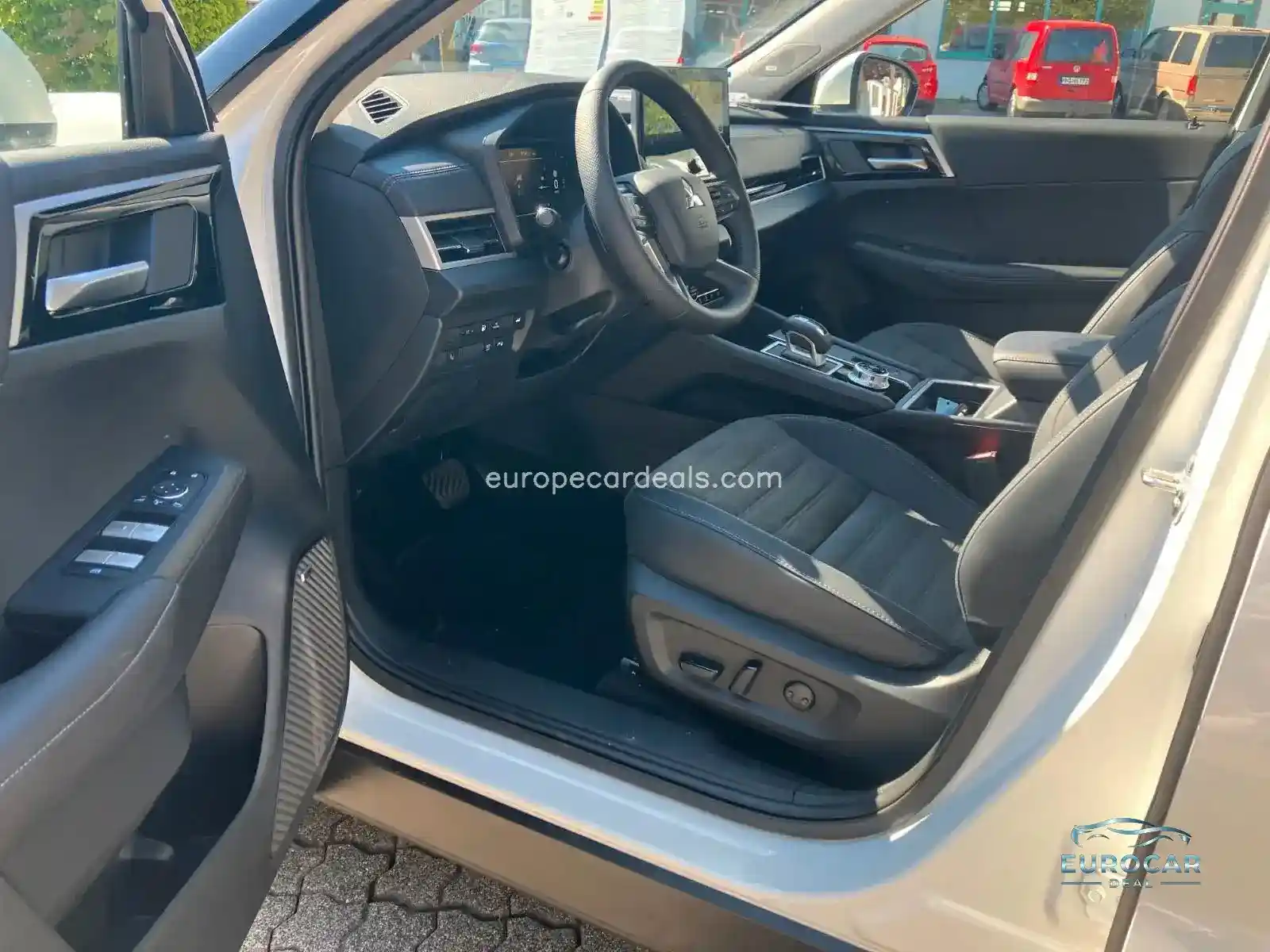 Mitsubishi Plug-in Hybrid Outlander