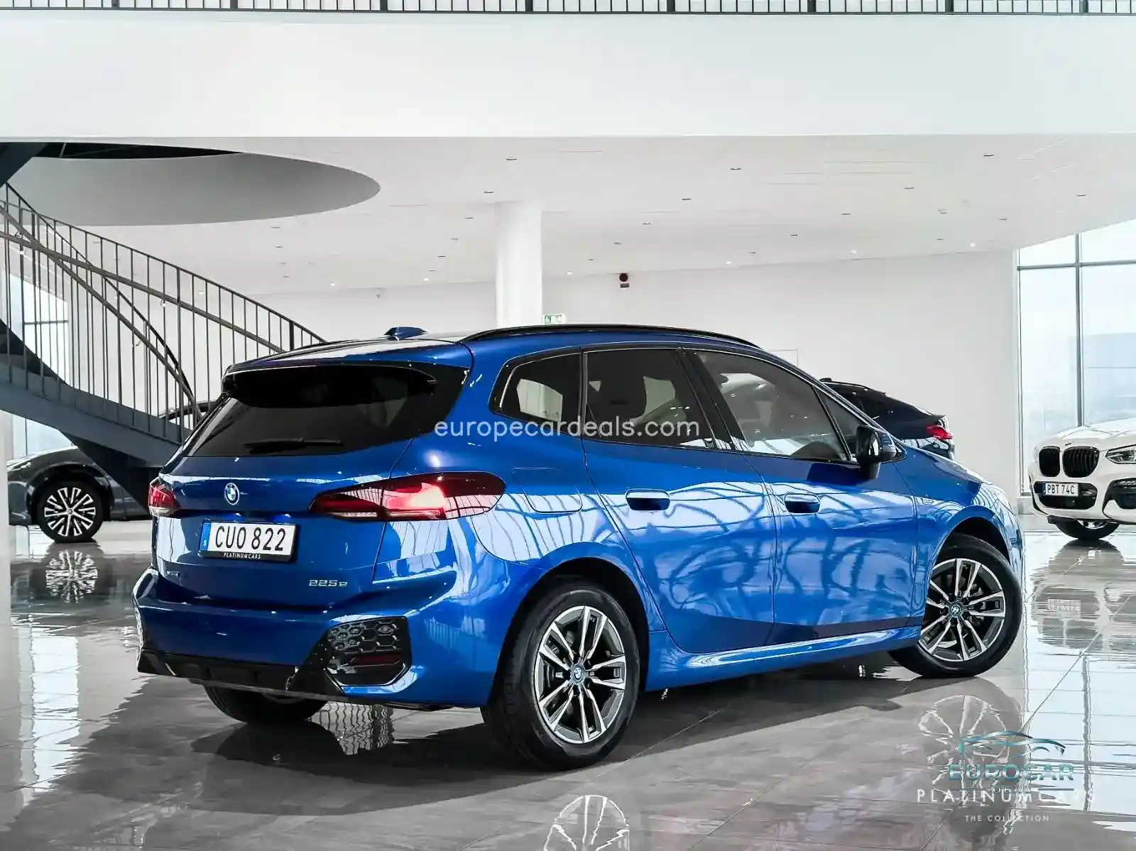 BMW 225