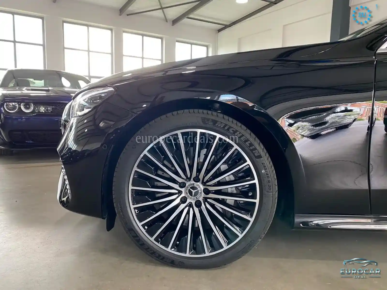 Mercedes-Benz E 300