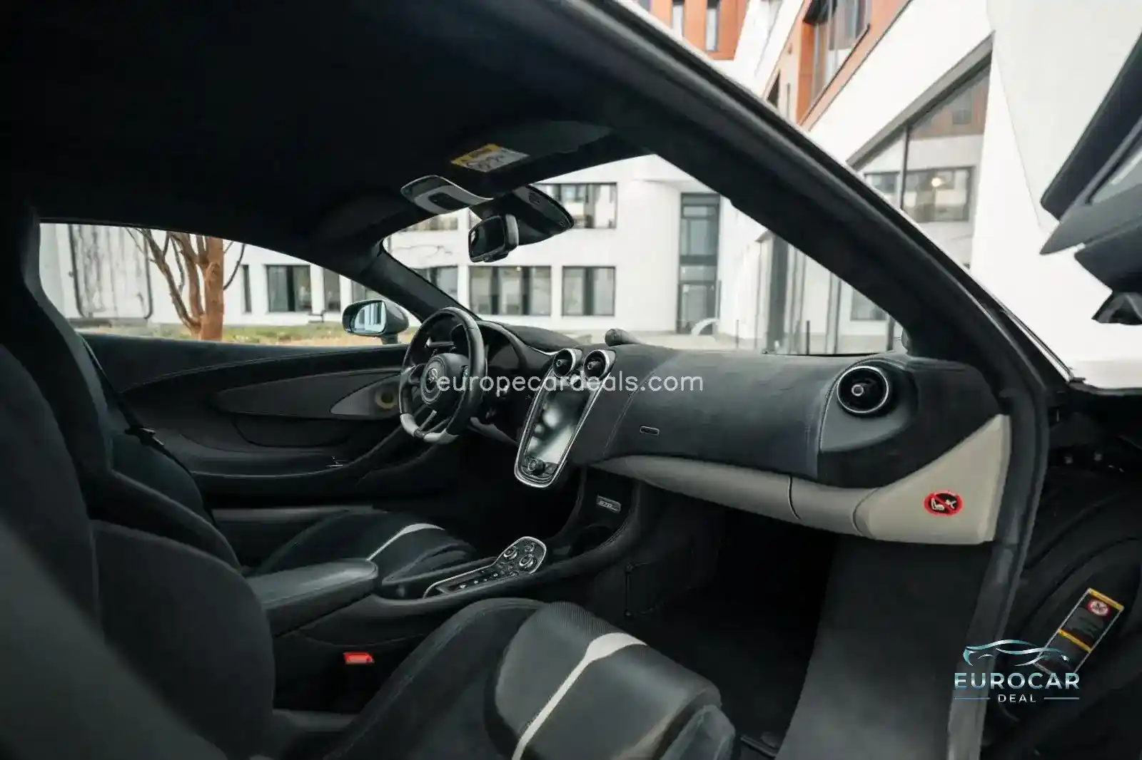 McLaren 570S