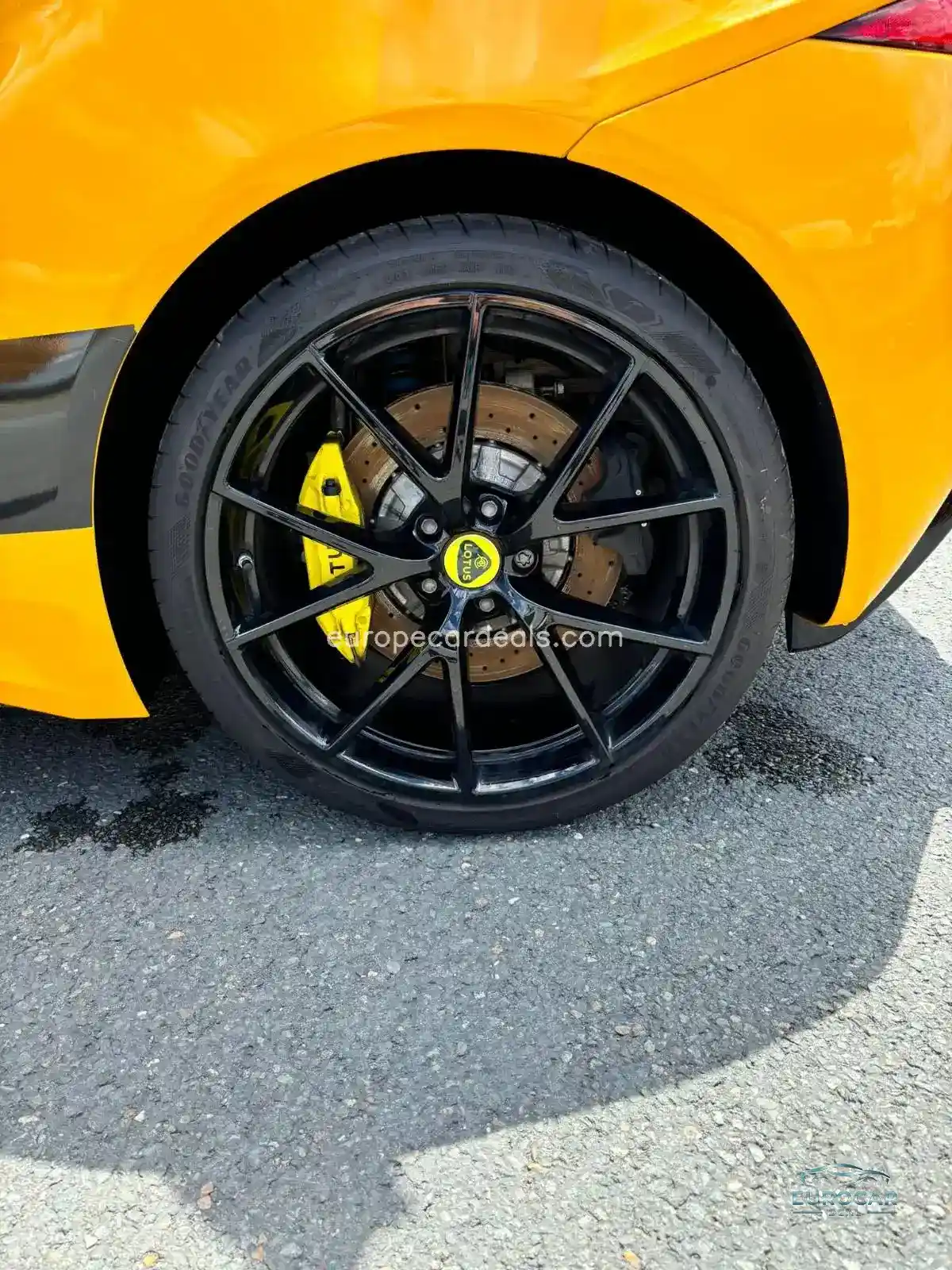 Lotus Emira