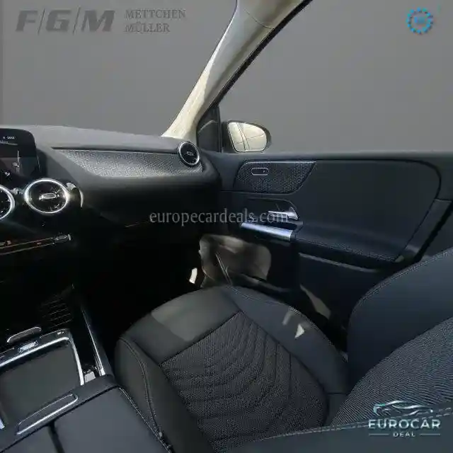 Mercedes-Benz B 220